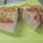 パン・オ・トラディショネル - ガーリックバタール。やっぱりここのパンは美味しい～♪