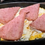 たもつ水産 - ポークto玉子鉄板