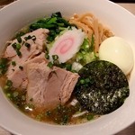 アジトイズム - ajito ismの中華そば（800円）