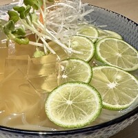 炭火和牛焼肉もうもう亭 広小路店 - 徳島産かぼすと和風ジュレ冷麺