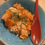 炭火いわ田 - 黒さつま鶏黒王の親子丼