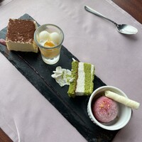アーティスト カフェ - 