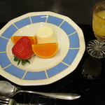 桜田 - アップルジュース、ブラマンジェ、せとかオレンジ、あまおう