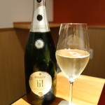 神保町 傳 - スパークリングワイン