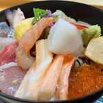 旬彩 ごちそう - 海鮮丼