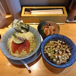 麺家 たけ田 - 魚介出汁の昆布水つけ麺と白イカのいか飯