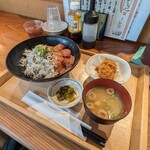 神田魚金 - ②鰤しらす丼