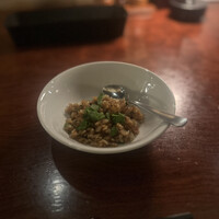 カルネジーオ イースト - 