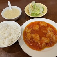全家福 新館 - エビのチリソース炒め1,300円