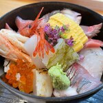 旬彩 ごちそう - 海鮮丼