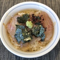日本料理 華の縁 - 最後に鯛茶漬けで食べます。