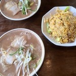 恵比須 - 焼きめしセット。