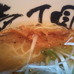 壱丁目ラーメン - 【ダブル肉の淡麗旨塩らーめん】メンマは和出汁で味付けされており、これもウマイ！