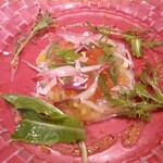 SEASONS - シェフの釣ったフグのカルパッチョ　（フグは免許を持った人が捌いてます）