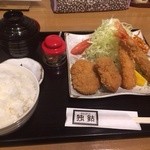 Tonkatudokko - エビ・ヒレ定食 1400円