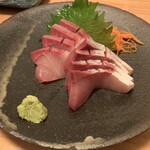 うみからそらへ - 朝〆ハマチ刺　１０００円