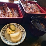炭焼鰻 はじめ - セットのうな重＆特重の上段