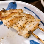 やきとり太助 - 肉付きが良いナンコツ☆塩加減も絶妙！