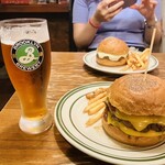 バーガーショップホットボックス - 