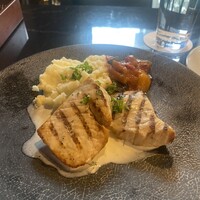 R1 TOKYO Bar&Restaurant - 