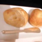 ラ・ベカス - バケットとミルクパン