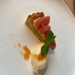 カフェ ド エス - グレープフルーツのタルト、グレープフルーツのジェラート