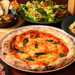 路地裏ピッツァバル ピーラルフ - ピーラルフスタンダードコース　4000円（カルパッチョ、アヒージョ等）