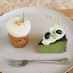 NOA COFFEE - 【2024.06】キャロットケーキ(税込480円)、抹茶バスクチーズケーキ(税込680円)