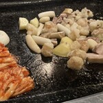 韓国焼肉専門店 ヤキバンザイ - 