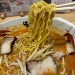 らーめん世界 - 病みつきになるちぢれ細麺