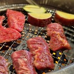 肉と鍋 さとり - 