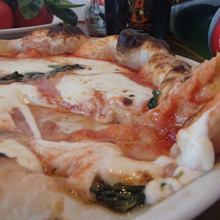 ナポリピッツア研究所イルフォルノドーロ - 料理写真: