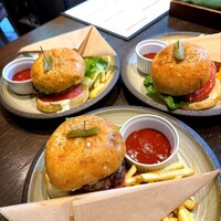 ウルフギャング・パック カフェ 愛知芸術文化センター店 - 
