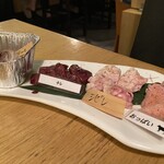 肉の変態集団 疾風ホルモン - 