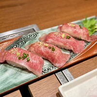 肉料理 KOJIRO - 和牛の炙り寿司