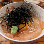 さかな工房　丸万 - 鯛漬け丼(ハーフ)