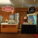 福山ニューキャッスルホテル ビアホール - サラダ､ビールコーナー (2024.07.14)