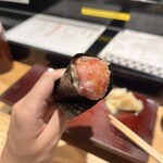 築地 男前鮓 - 玉ねぎとろ巻き