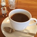 ディアンドデパートメント フクオカ - 期間限定で昨年焙煎世界一になった大野城市の豆香洞さんの名前のないブレンドがあったので、いただきました。
                                フルーティでとても美味しかったです。これはお勧めです！＼(^o^)／