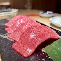 炭火和牛焼肉もうもう亭 広小路店 - 和牛握り寿司　