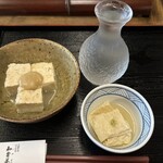 知客茶家 - 料理写真:わさび味噌奴と、生湯葉の刺身、八海山。