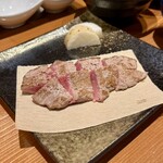 WHITE CROWN 精肉店 - カメノコ