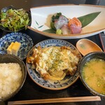 かし和 - おさしみとハーフチキン南蛮定食¥1200-