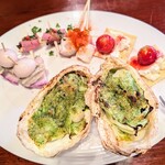 Queue de Neuf - 牡蠣のグリル、ピンチョスなどのオードブル