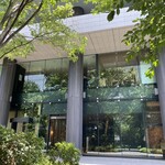 キャトルラパン - 昼間の北新地は新鮮です