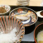 澤田 - 真魚鰹酒塩焼　山椒ちりめん　豆腐味噌汁　