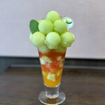 フルーツすぎ - SUN-Qタカミメロンパフェ