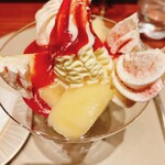 スガラボヴィー - 