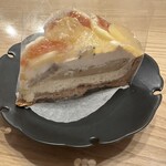 スタイルズケイクス＆カンパニー - イチジクとゴールデンキウイのクラフティパイ