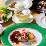 BISTRO NAMI - メイン写真:ランチコース集合